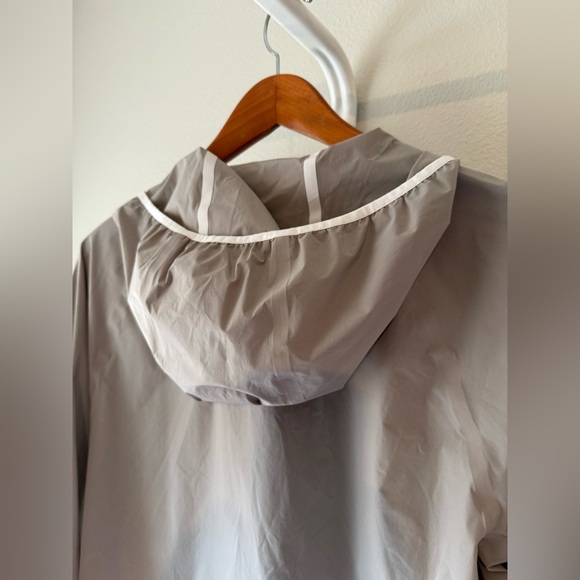 Theory wind breaker jacket - Picture 4 of 7